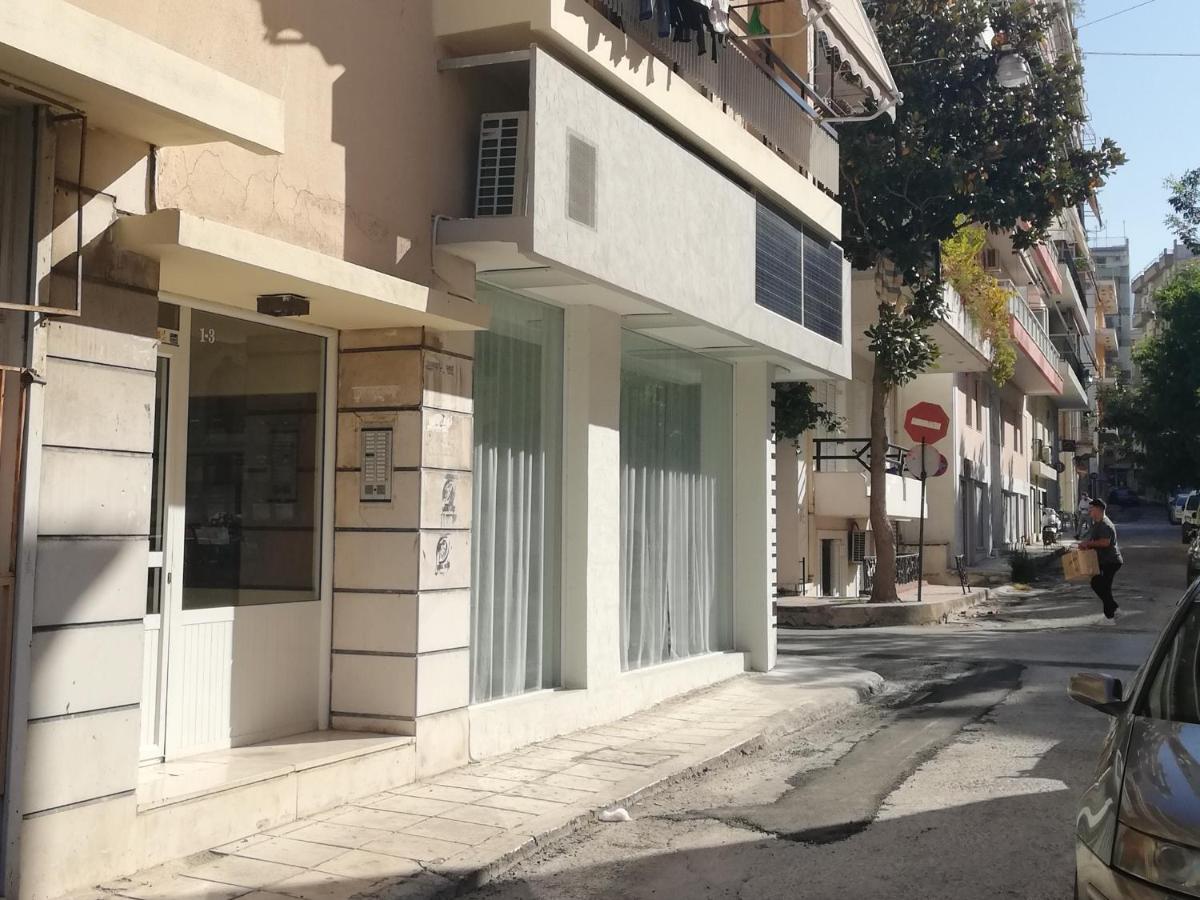 Central Patras Bagian luar foto